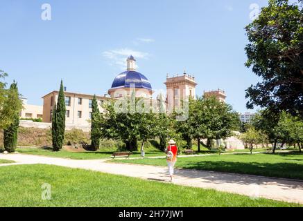 Il Jardin del Turia uno spazio verde intorno alla città spagnola di Valencia fatto quando il fiume che fluiva attraverso la città è stato deviato Foto Stock