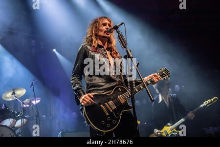 The Darkness alla O2 Academy di Bournemouth, Regno Unito. 20.11.2021. Credit: Charlie Raven/Alamy Live News Foto Stock