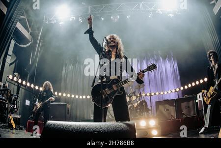 The Darkness alla O2 Academy di Bournemouth, Regno Unito. 20.11.2021. Credit: Charlie Raven/Alamy Live News Foto Stock