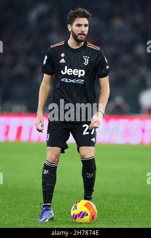 Manuel Locatelli della Juventus in azione durante il campionato italiano Serie A football match tra SS Lazio e Juventus FC il 20 novembre 2021 allo Stadio Olimpico di Roma - Foto: Federico Proietti/DPPI/LiveMedia Foto Stock