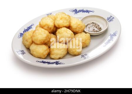 Polpette di seppie fritte taiwanesi. Il significato della lettera cinese è gioia. Foto Stock