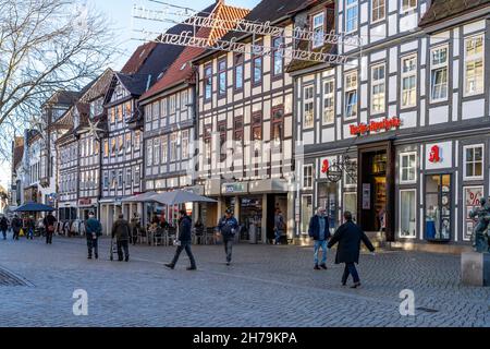 Fachwerkhäuser in der Altstadt von Hameln, Niedersachsen, Deutschland, Europa | Case a graticcio del centro storico di Hamelin, bassa Sassonia, Germ Foto Stock