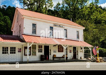 Nora Mill Granary, South Main Street, Helen, Georgia Foto Stock