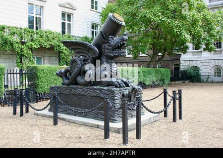 Londra, Inghilterra - Gennaio 20 2007: Mortaio alle guardie del Cavallo. Foto Stock