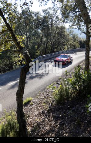 Trionfo TR7 che partecipa alla sezione cronometrata del Rally Costa Brava 2021 a Girona, Spagna Foto Stock