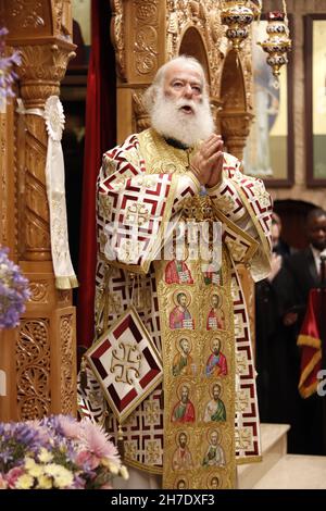 Sua Beatitudine Theodoros II durante la festa patronale della chiesa greca ortodossa della Vergine Maria a Johannesburg Sud Africa 21 novembre 2021 Foto Stock