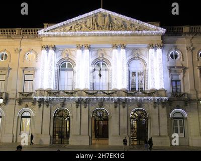 Lisboa, Portogallo. 22 novembre 2021. (INT) illuminazione natalizia a Piazza Municipio di Lisbona. 22 novembre 2021, Lisbona, Portogallo: L'illuminazione natalizia può già essere visto in Piazza Municipio, a Lisbona, Portogallo, lunedì (22) (Credit Image: © Edson De Souza/TheNEWS2 via ZUMA Press Wire) Foto Stock