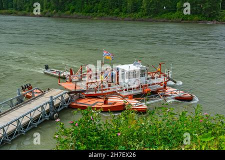 Canada, British Columbia, Usk Ferry, ha iniziato l'operazione 1913, un 'traghetto di azione' spinto dalla corrente d'acqua del fiume Skeena Foto Stock