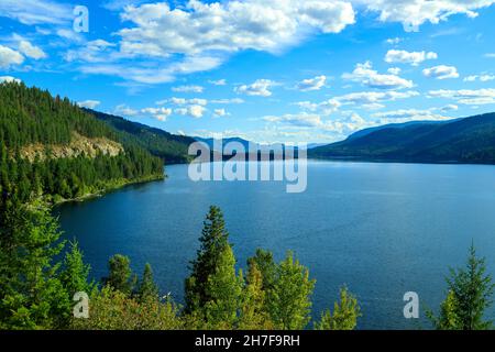 Il lago Christina è un'area ricreativa non incorporata nel Boundary Country della regione di Kootenay occidentale della British Columbia, Canada. Foto Stock