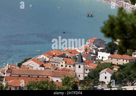 Veduta aerea del villaggio di Baska in Croazia Foto Stock