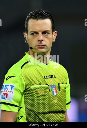 Torino, Italia. 22 novembre 2021. Ivano Pezzuto arbitro durante la Serie A 2021/22 match tra Torino FC e Udinese Calcio allo Stadio Olimpico Grande Torino il 22 novembre 2021 a Torino Photo ReportterTorino Credit: Independent Photo Agency/Alamy Live News Foto Stock