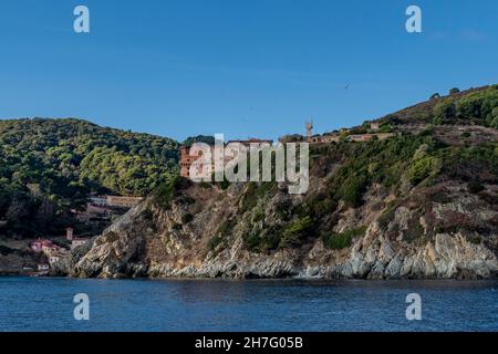 Uno scorcio di Gorgona Scalo, Livorno, Italia, vista dal mare Foto Stock