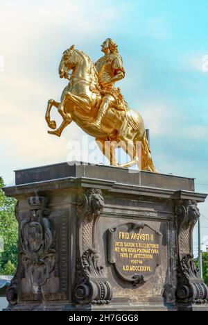 Goldener Reiter, monumento ad agosto il forte, Dresda Neustadt, Sassonia, Germania Foto Stock