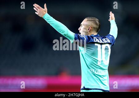 Torino, Italia. 22 novembre 2021. Gerard Deulofeu di Udinese Calcio geste durante la serie Una partita tra Torino FC e Udinese Calcio allo Stadio Olimpico il 22 novembre 2021 a Torino. Credit: Marco Canoniero/Alamy Live News Foto Stock