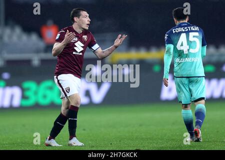 Torino, Italia. 22 novembre 2021. Andrea Belotti del Torino FC sembra sconsolato durante la serie A match tra Torino FC e Udinese Calcio allo Stadio Olimpico il 22 novembre 2021 a Torino. Credit: Marco Canoniero/Alamy Live News Foto Stock