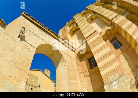 Convento reale di Santa Clara, XIV secolo, Real Monasterio de Santa Clara, Tordesillas, Valladolid, Castilla y León, Spagna, Europa Foto Stock