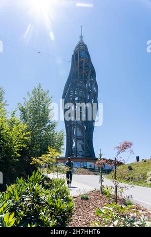 Vista sulla torre di osservazione Pyramidenkogel, Carinzia, Austria Foto Stock