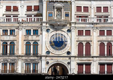 Torre dell'Orologio di San Marco, Piazza San Marco, Venezia, Italia Foto Stock