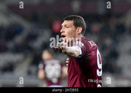 Torino, Italia. 22 novembre 2021. Andrea Belotti del Torino FC in azione durante la Serie A 2021/22 match tra Torino FC e Udinese Calcio allo Stadio Olimpico Grande Torino il 22 novembre 2021 a Torino Photo ReporterTorino Credit: Independent Photo Agency/Alamy Live News Foto Stock