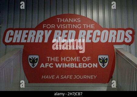 Londra, Regno Unito. 23 novembre 2021. Una visione generale del nome dello stadio durante la partita EFL Sky Bet League 1 tra AFC Wimbledon e Crewe Alexandra a Plow Lane, Londra, Inghilterra, il 23 novembre 2021. Foto di Carlton Myrie. Solo per uso editoriale, licenza richiesta per uso commerciale. Nessun utilizzo nelle scommesse, nei giochi o nelle pubblicazioni di un singolo club/campionato/giocatore. Credit: UK Sports Pics Ltd/Alamy Live News Foto Stock