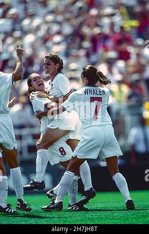 Mia Hamm (USA) in gara nella finale di calcio della Coppa del mondo femminile FIFA 1999 Foto Stock