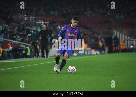 Barcellona, Spagna. 23rd Nov, 2021. champions League Soccer Match FC Barcellona vs Benfica allo stadio Camp Nou, Barcellona 23 novembre 2021 in immagini: Yusuf Demir 999/JGS/Cordon Press Credit: CORDON PRESS/Alamy Live News Foto Stock