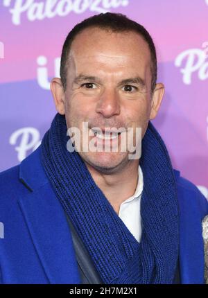 23 novembre 2021, Londra, Regno Unito. Martin Lewis arriva all'ITV Palooza!, Royal Festival Hall, Londra. Credit: Doug Peters/EMPICS/Alamy Live News Foto Stock