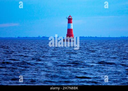 Faro di Arngast nel Jagebusen, monumento culturale e architettonico, Mare del Nord, bassa Sassonia, Germania Foto Stock