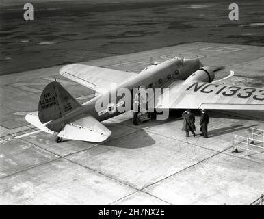 Boeing 247, il primo velivolo interamente in metallo noleggiato da United Airlines (NC 13338). Maggio 1934 Foto Stock