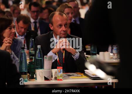 Friedrich Merz Kandidat für den CDU-Parteivorsitz auf dem Bundesparteitag der CDU 2018 ad Amburgo Foto Stock