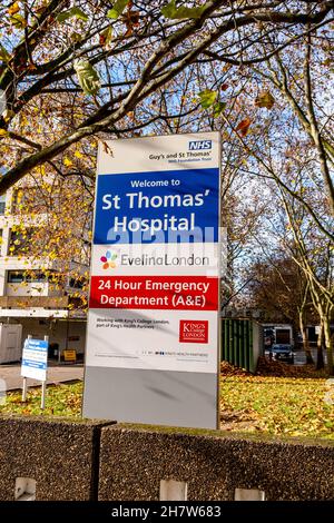Waterloo London Inghilterra UK, novembre 21 2021, St Thomas’ Major London Teaching Hospital and Accident and Emergency Department Foto Stock