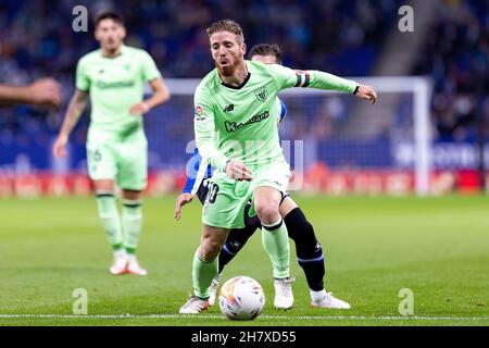 BARCELLONA - Oct 26: Iker Muniain in azione durante la partita la Liga tra RCD Espanyol e Athletic Club de Bilbao allo stadio RCDE il 26 ottobre Foto Stock