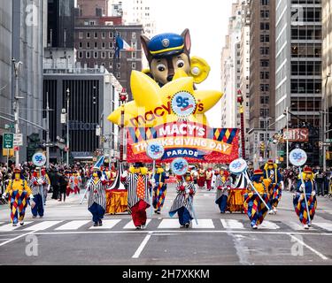 New York, USA 25 novembre 2021. 25 novembre 2021 - New York, NY, Stati Uniti: La parata del giorno del Ringraziamento del Macy. (Foto di Michael Brochstein/Sipa USA) Credit: Sipa USA/Alamy Live News Foto Stock