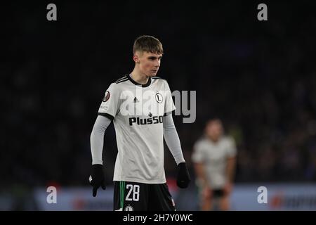 LEICESTER, REGNO UNITO. NOVEMBRE 25.Szymon Wlodarczyk di Legia Warszawa durante la partita del gruppo C della UEFA Europa League tra Leicester City e Legia Warszawa al King Power Stadium di Leicester giovedì 25 novembre 2021. (Credit: James Holyoak/MB Media) Foto Stock