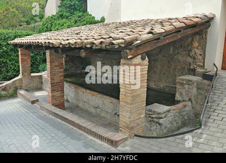 La Pobla de Claramunt lavanderia pubblica nella regione Anoia provincia di Barcellona, Catalogna, Spagna Foto Stock