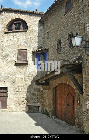 Centro storico di la Pobla de Claramunt nella regione Anoia provincia di Barcellona, Catalogna, Spagna Foto Stock