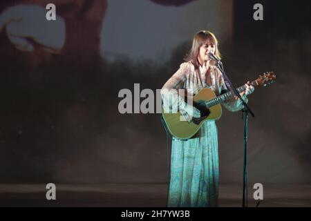 24 novembre 2021, Bologna, Italia: Esaurito per il nuovo tour Carmen Consoli che si fermò a Duse. Il cantante catanese ha recentemente pubblicato un album di canzoni inedite. (Credit Image: © Carlo Vergani/Pacific Press via ZUMA Press Wire) Foto Stock