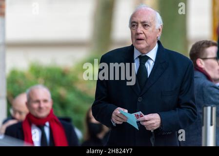 Michael Howard arriva per il servizio funerale richiede messa per l'omicidio del deputato Sir David Amess alla Cattedrale di Westminster, Londra, Regno Unito. Ex Tory MP Foto Stock