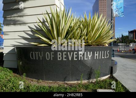 Beverly Hills, California, USA 26 Novembre 2021 Una visione generale dell'atmosfera della Città di Beverly Hills Sign durante Coronavirus Covid-19 Pandemic il 26 Novembre 2021 a Beverly Hills, California, USA. Foto di Barry King/Alamy Stock Foto Foto Stock