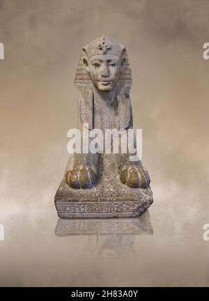 Antica statua della sfinge egiziana di Wah-ib-re, 360 a.C., 30° dinastia, Kunsthistorisches Muesum inv Vienna AS 76. Calcare. Questa sfinge era originariamente Foto Stock