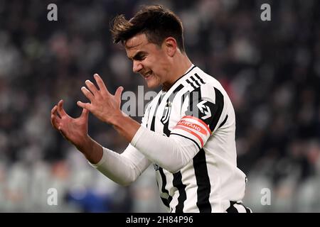 Torino, Italia. 27 novembre 2021. Paulo Dybala della Juventus FC reagisce durante la Serie A partita di calcio 2021/2022 tra la Juventus FC e la Atalanta BC allo stadio Juventus di Torino, 27 novembre 2021. Foto Federico Tardito/Insidefoto Credit: Ininsidefoto srl/Alamy Live News Foto Stock