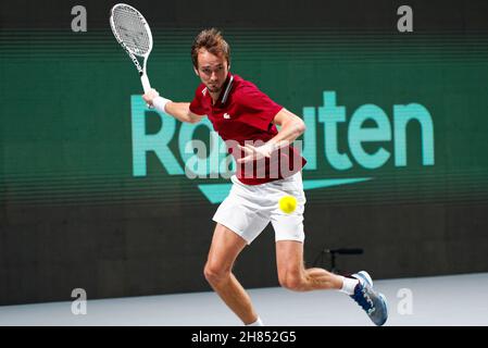 Madrid Arena, Casa de campo, Madrid, Spagna. 27 novembre 2021. Coppa di Davis Tennis: ECUADOR / FEDERAZIONE RUSSA DI TENNIS - singles - Daniil Medvedev (RTF) / Emilio Gomez (ECU). Daniil Medvedev (RTF) nella foto. Madrid Arena, Casa de campo, Madrid, Spagna. Credit: EnriquePSans/Alamy Live News Foto Stock