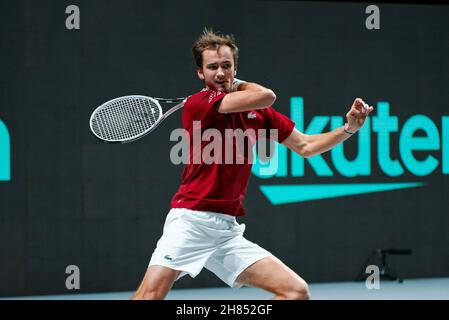 Madrid Arena, Casa de campo, Madrid, Spagna. 27 novembre 2021. Coppa di Davis Tennis: ECUADOR / FEDERAZIONE RUSSA DI TENNIS - singles - Daniil Medvedev (RTF) / Emilio Gomez (ECU). Daniil Medvedev (RTF) nella foto. Madrid Arena, Casa de campo, Madrid, Spagna. Credit: EnriquePSans/Alamy Live News Foto Stock