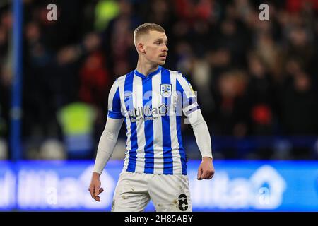 Lewis o'Brien #8 di Huddersfield Town durante il gioco Foto Stock