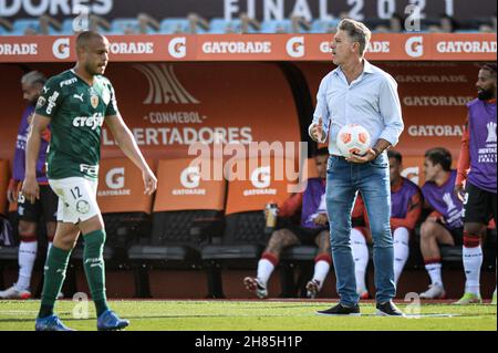 Montevideo, Uruguay. 27 novembre 2021. Durante un incontro tra Palmeiras (BRA) e Flamengo (BRA), valido per la finale della Copa Libertadores 2021, che si tiene presso la Estádio Centenário, situata nella città di Montevideo, in Uruguay, questo sabato pomeriggio (27). Credit: Nayra Halm/FotoArena/Alamy Live News Foto Stock