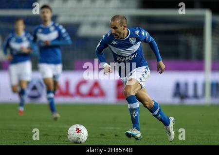 Brescia, Italia. 27 novembre 2021. Rodrigo Palacio (Brescia Calcio) in azione durante Brescia Calcio vs AC Pisa, partita di calcio italiana Serie B a Brescia, Italia, Novembre 27 2021 Credit: Agenzia fotografica indipendente/Alamy Live News Foto Stock