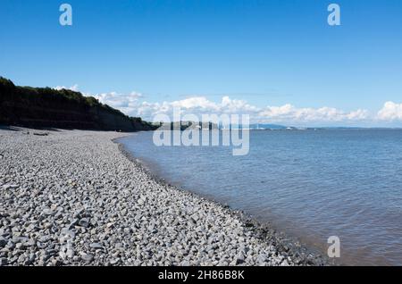 Vista su Penarth da Lavernock Point South Wales Foto Stock