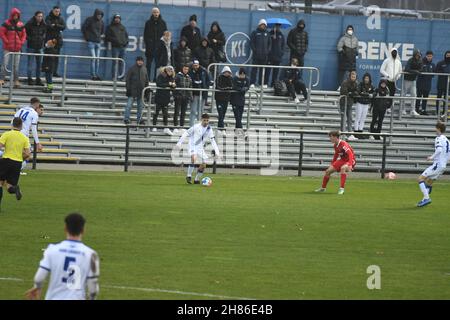 KSC U19 A-Junioren Bundesliga gegen SC Freiburg, lega giovanile Karlsruhe Wildpark Karlsruher SC 26. Novembre 2021 Foto Stock