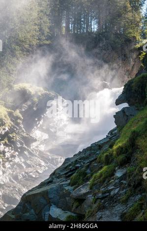 Le cascate Krimml, il Parco Nazionale degli Alti Tauri, Salisburghese, Tirolo, Austria Foto Stock