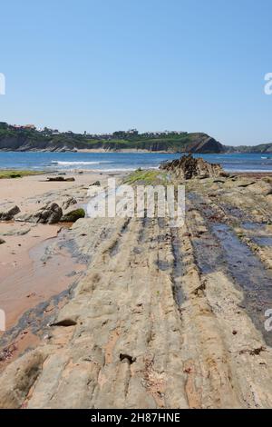 Formazioni rocciose bizzarie sulle scogliere nel nord della Spagna Foto Stock